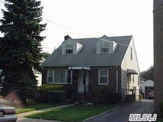 1st image of 965 Lakeville Rd