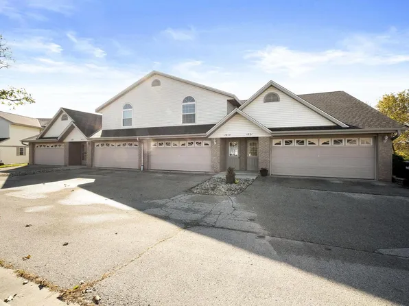 1619 Goldenrod CIRCLE, West Bend, WI 53095