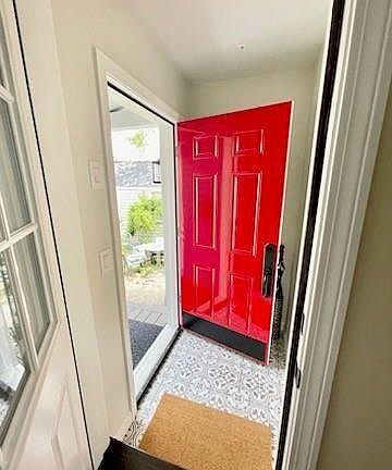 2nd image of 24 Anthony St