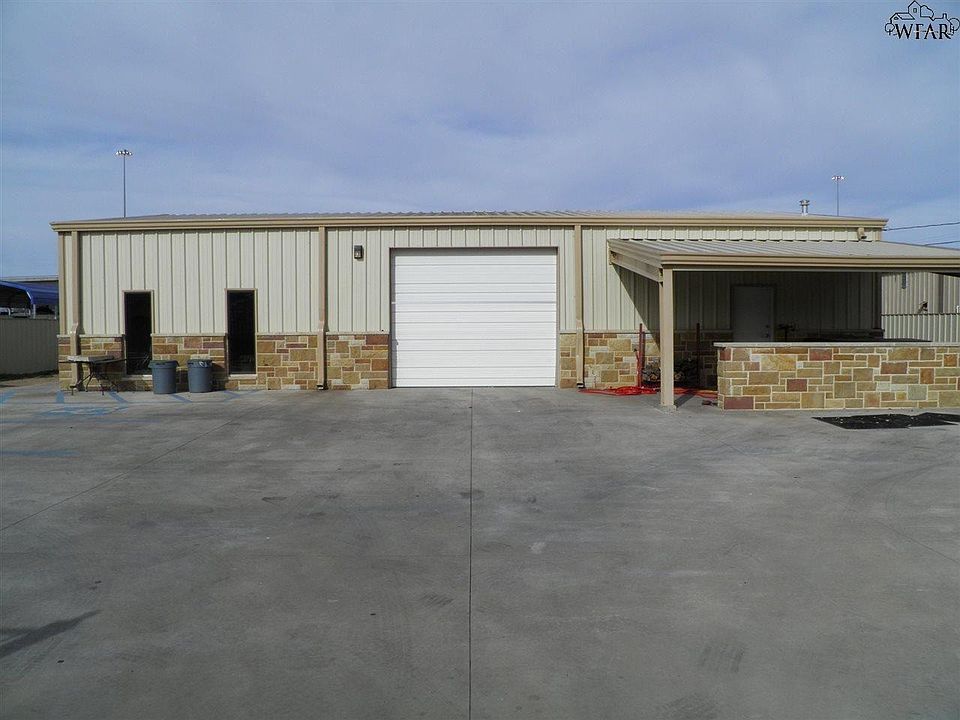 1st image of 1506 McGregor Ave