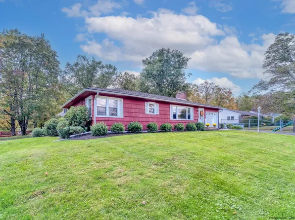 17 Brookside Court, Lake Katrine, NY 12449