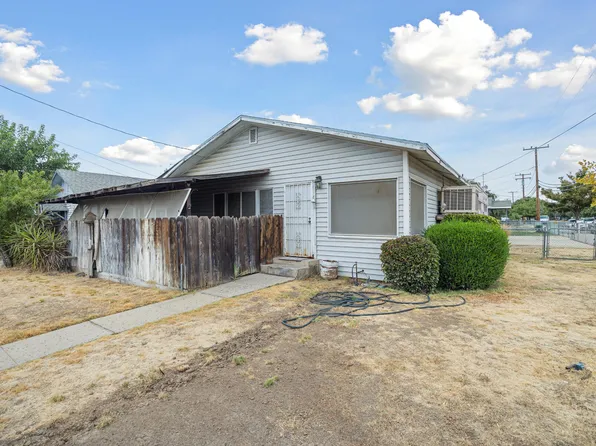 517 N Westwood Avenue, Lindsay, CA 93247