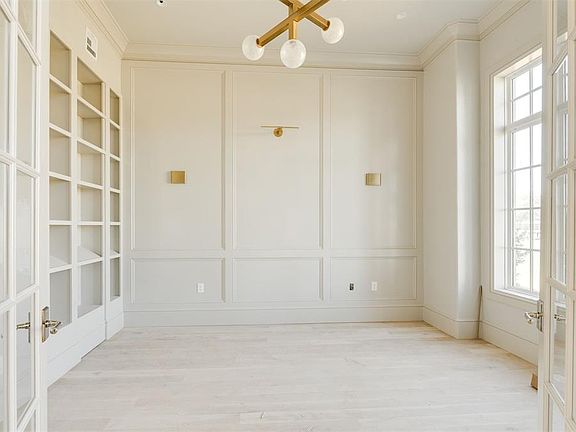 5th image of 20886 Alba Ct