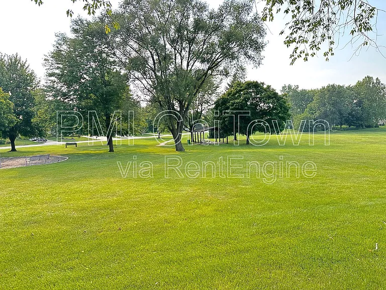 8 Gant Cir #D — Photo 12