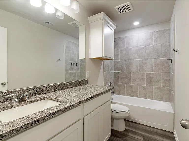 1160 Verona Dr — Photo 23