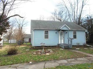 910 E 9th St, Sedalia, MO 65301