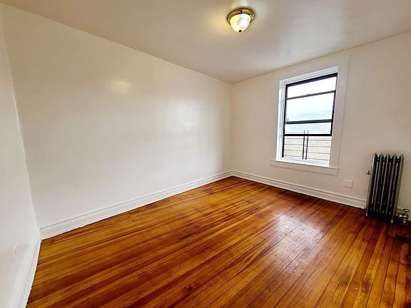 5th image of 1 E 213th St #24F