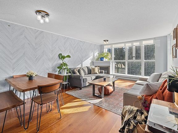 3rd image of 200 Newport Dr #604