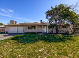 5075 Huntington Dr, Redding, CA 96002