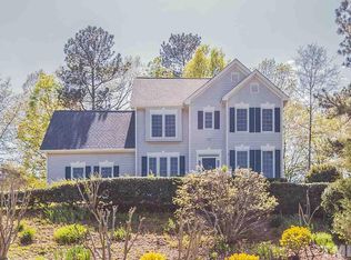 102 Chatsworth St, Cary, NC 27513