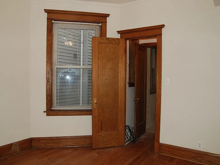 2920 N. Burling — Photo 22