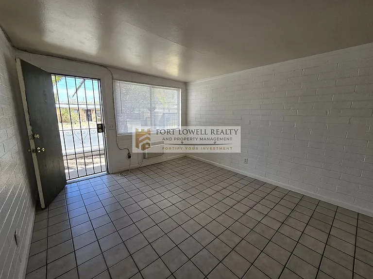 201-211 W Kelso St, Tucson, AZ 85705 — Photo 4