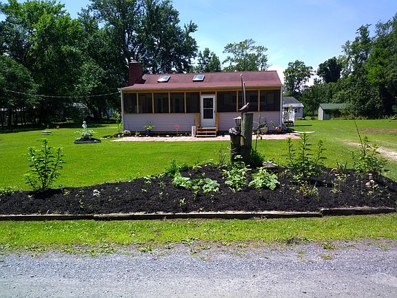 3rd image of 10961 Cedar Dr