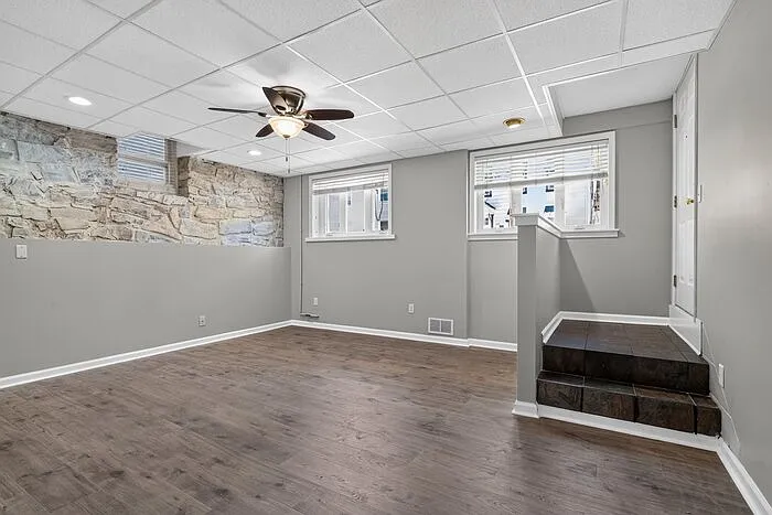 256 S Washington St #BASEMENT — Photo 8