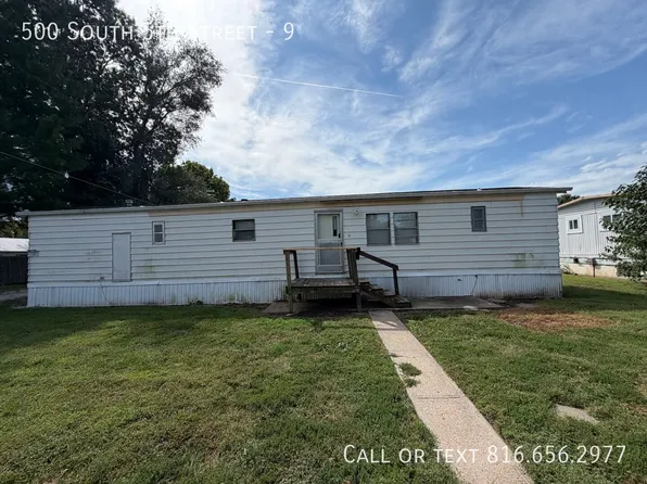 500 S 5th St #9, Odessa, MO 64076