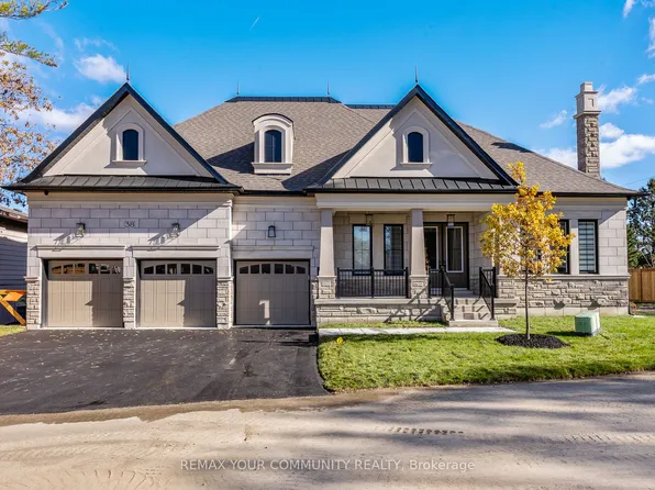 11 Phila Ln, Aurora, ON L4G 0P5