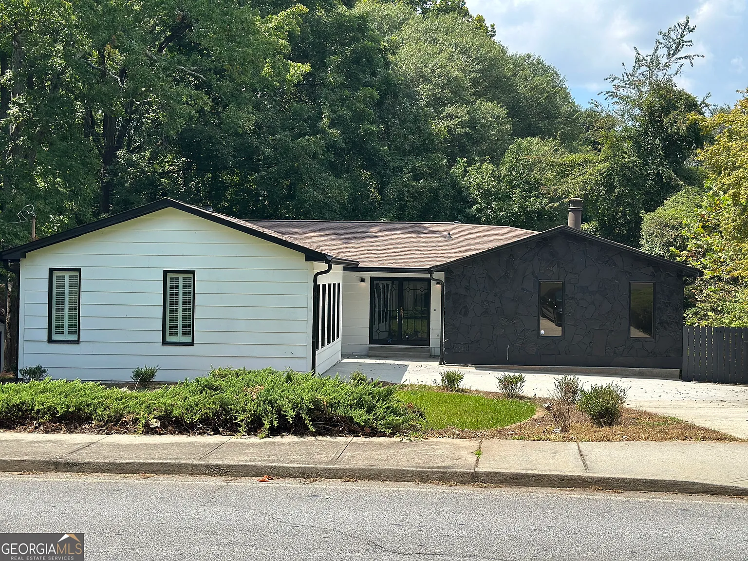 1825 Niskey Lake Rd SW photo 1