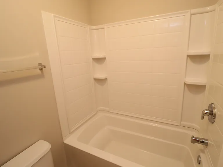 110 Fanwood Ct — Photo 44