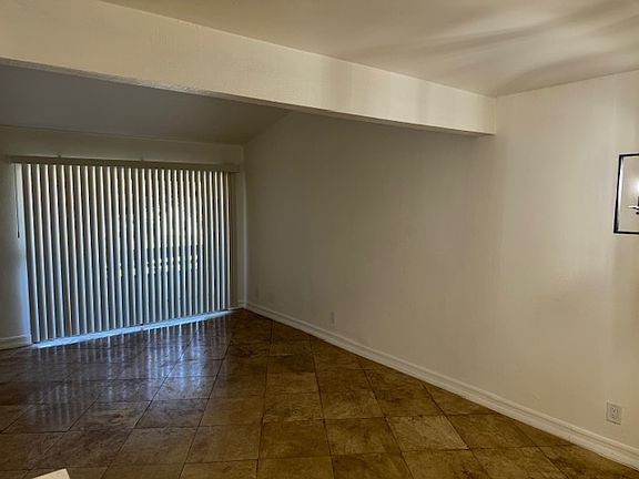4th image of 21800 Schoenborn St Unit 265