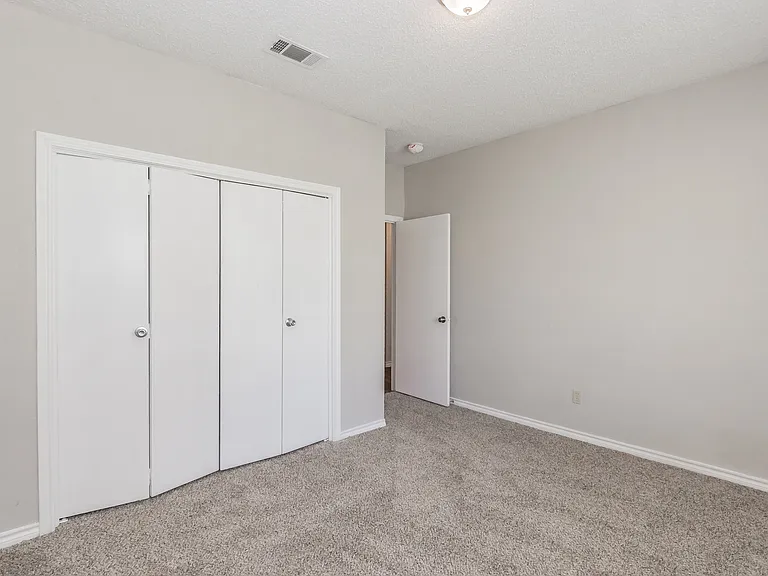 3008 Apple Valley Dr — Photo 22