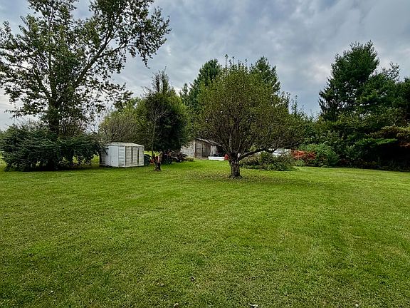 3rd image of 17612 Alabama St