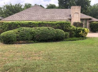 2010 Lakeshore Dr, Rockwall, TX 75087