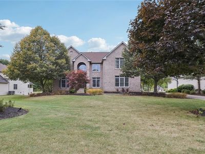 76 Wakefield Run Blvd, Hinckley, OH, 44233