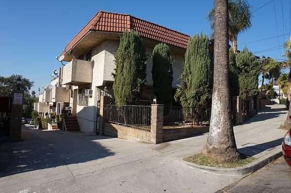 1st image of 1441 Lake Shore Ave
