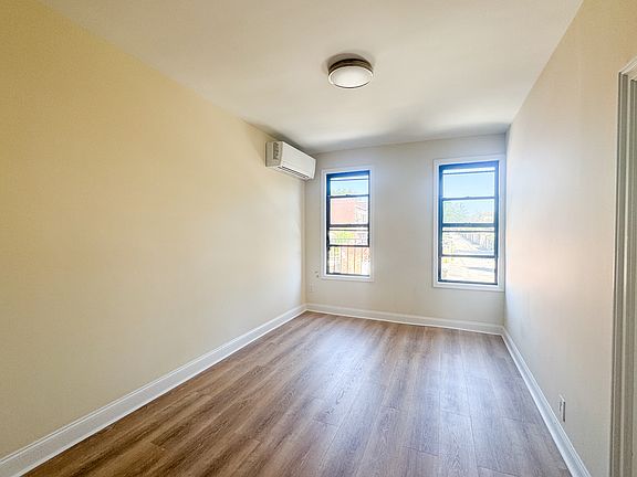 3rd image of 7175 Yellowstone Blvd Floor 2