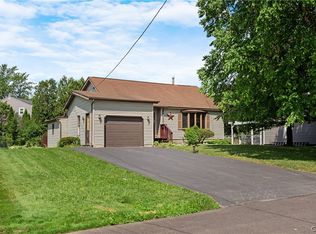 112 Stillwell Ter, East Syracuse, NY 13057