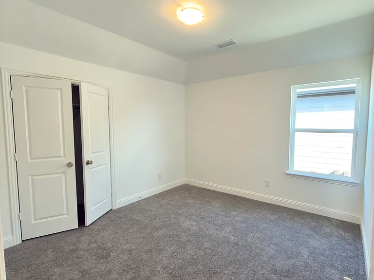 2502 Sturgis St — Photo 27
