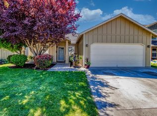 1332 SE Newgate Dr, College Place, WA 99324