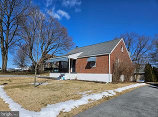 2041 Dennis Dr, Reading, PA 19601