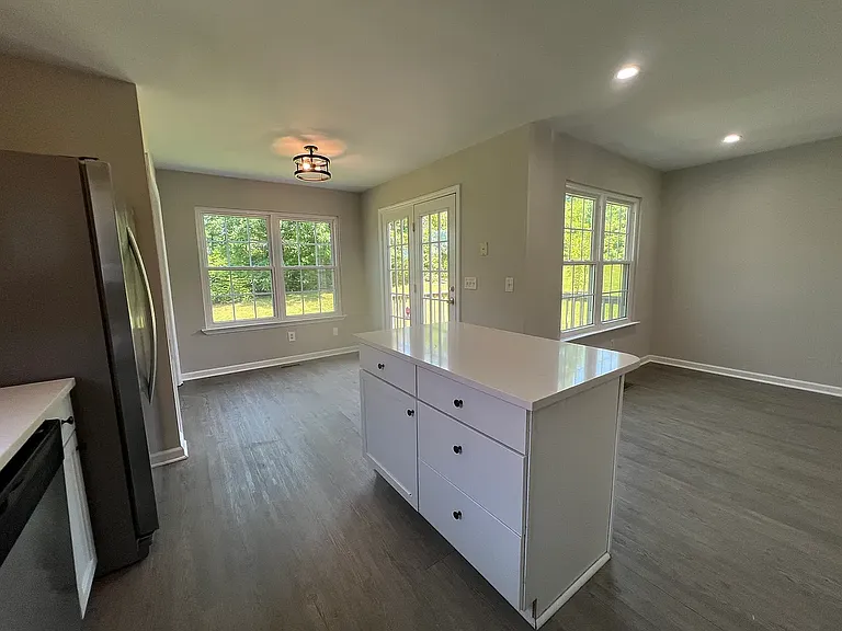 2812 Hydes Ferry Rd — Photo 12