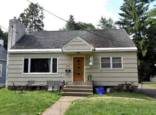 228 Campbell Rd, Syracuse, NY 13211