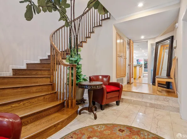 2076 16th Ave, San Francisco, CA 94116