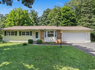 205 Highfield Rd, Marshall, MI 49068