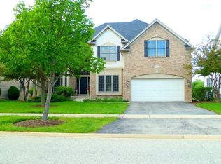 492 Brighton Ln, Gilberts, IL 60136