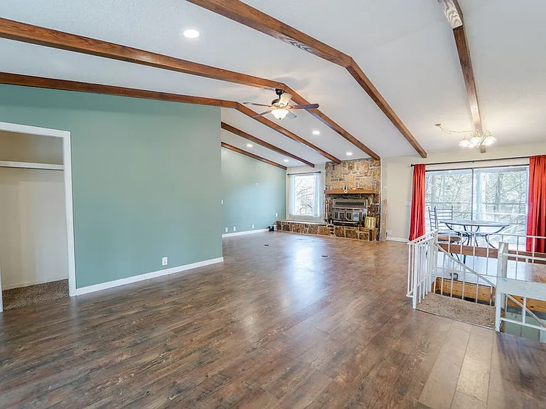68 Sierra Dr — Photo 4