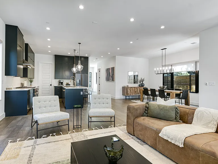 2506 Southland Dr — Photo 13