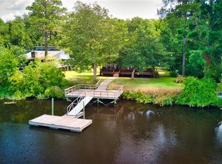 355 Incachee Ct, Woodbine, GA 31569