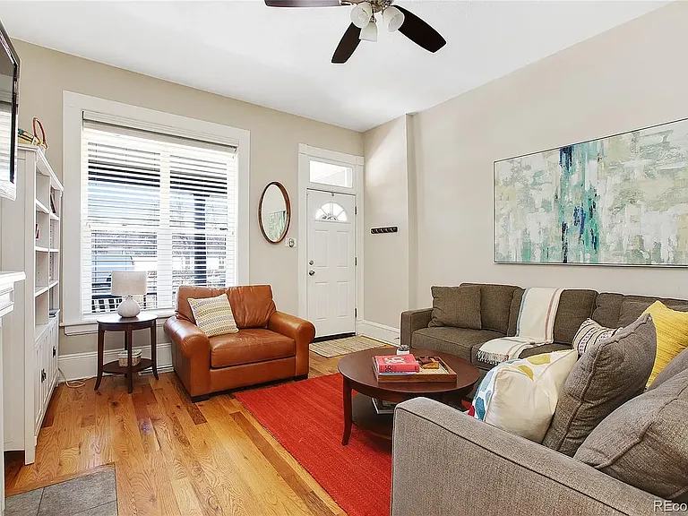 1623 N Williams St — Photo 2