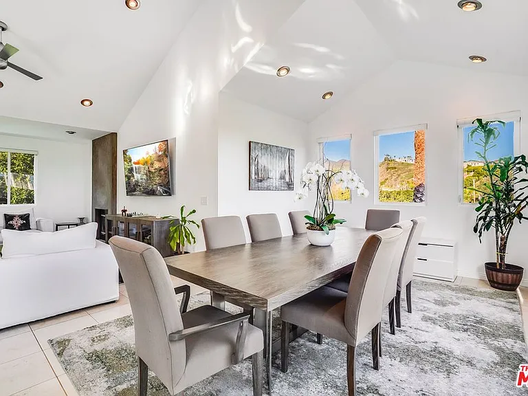 28927 W Beach Ln — Photo 15