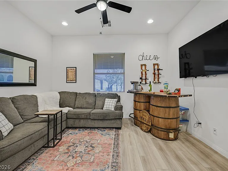 111 Ibiza Lake Dr — Photo 20