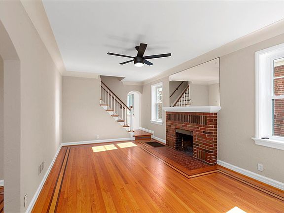 4th image of 6604 Mardel Ave