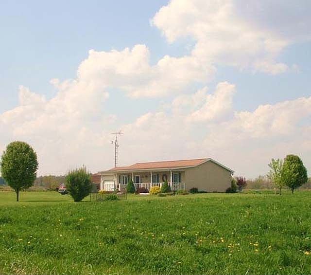 2nd image of 2570 W County Road 350 S