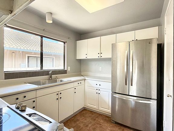2nd image of 91-1010 Oaniani St