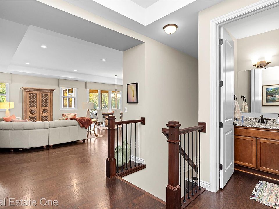 16988 Forest Edge, photo 5
