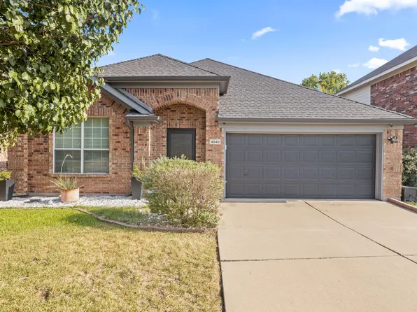 4849 Summer Oaks Ln, Fort Worth, TX 76123
