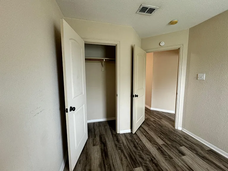 8109 Arbor Ave — Photo 9